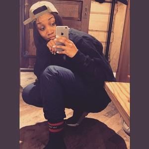 Meet your Posher, Pria